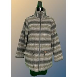 Beautiful Woolrich Spring / Fall Coat Like New! Medium